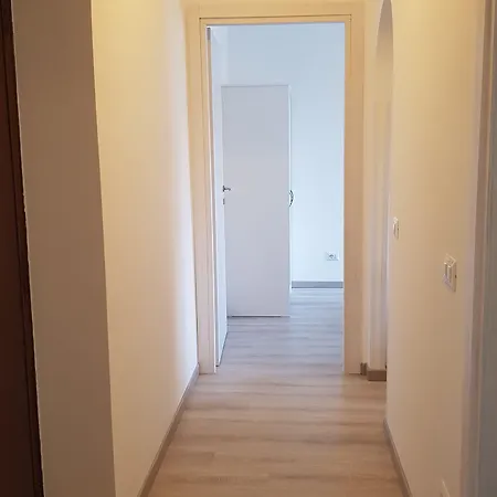 Hotell Pigneto 77